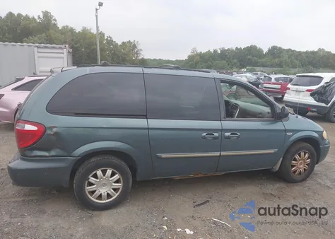 2007 Chrysler Town & Country Touring from USA, damaged, VIN 2A4GP54L37R182802